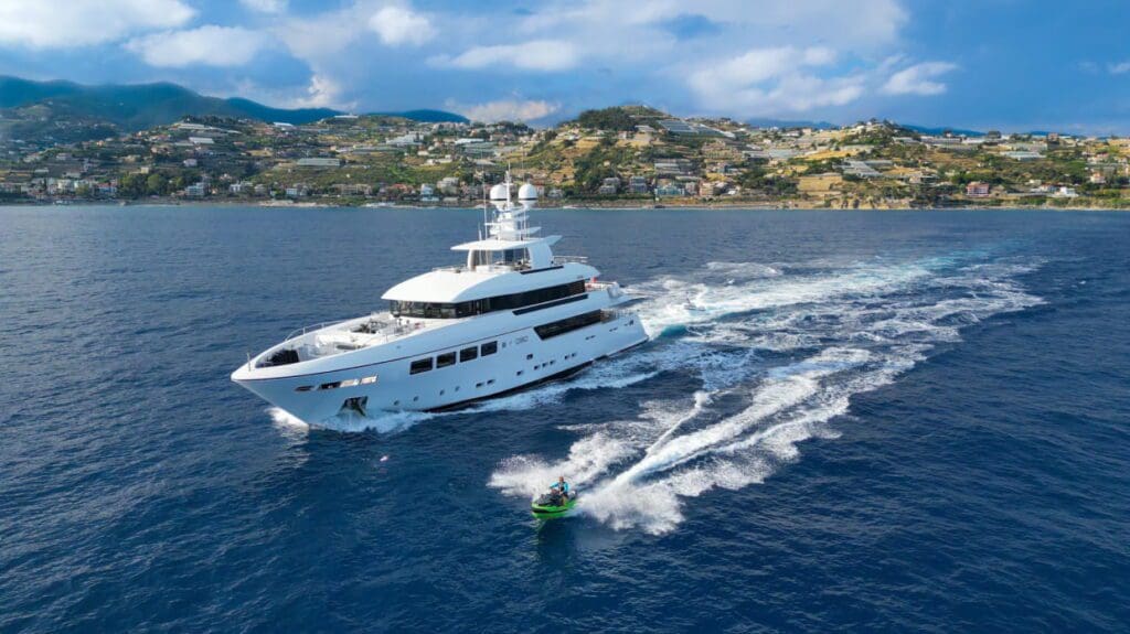mondomarine-yacht