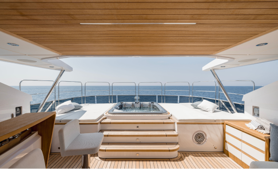 M-Y-OLIVIA-Sundeck